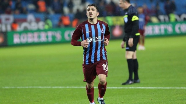 Abdülkadir Ömür'ün transferi Fenerbahçe'ye bağlı 9