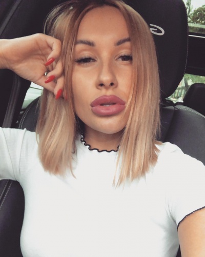 Irina Morozyuk seksi fotoğraflarıyla Instagram'ı salladı 2