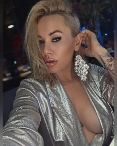 Irina Morozyuk seksi fotoğraflarıyla Instagram'ı salladı 24