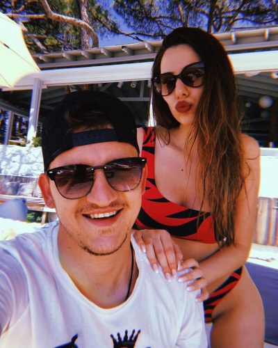 Todor Nedelev'in sevgilisi sosyal Anita Terziyska Instagram'ı salladı 32