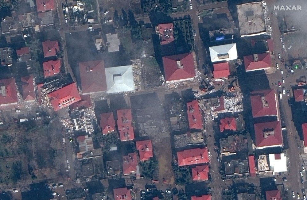 Depremdeki tahribat uydu görüntülerine yansıdı! Öncesi ve sonrası paylaşıldı… 20