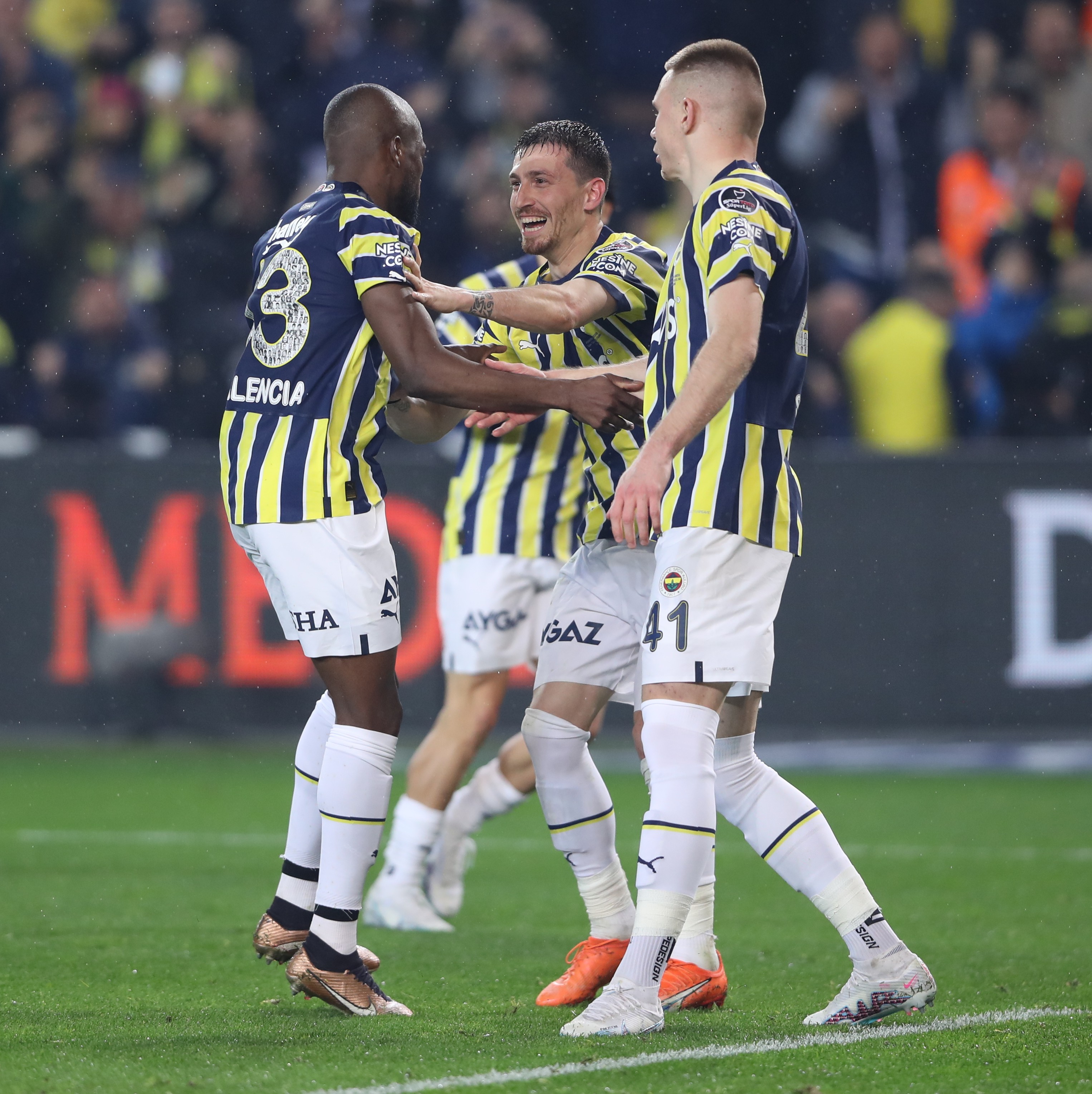 Fenerbahçe Beşiktaş maçı fotoğrafları (02.04.2023) 18