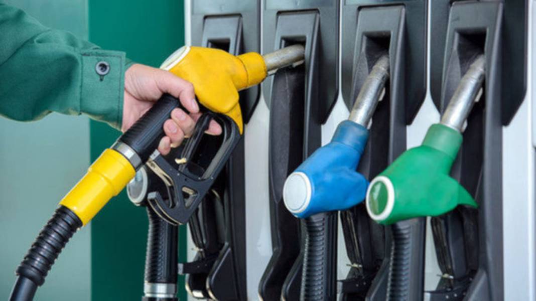 Bir zam da motorine geldi! Güncel motorin, benzin ve LPG fiyatları ne kadar oldu 6 Temmuz 2023? 1