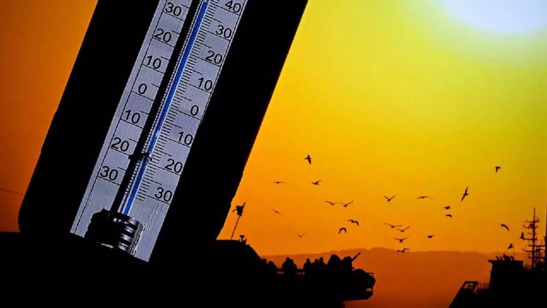Çöl Sıcakları Yeniden Geliyor! İstanbul Dahil Birçok İl Sıcaktan Kavrulacak 4