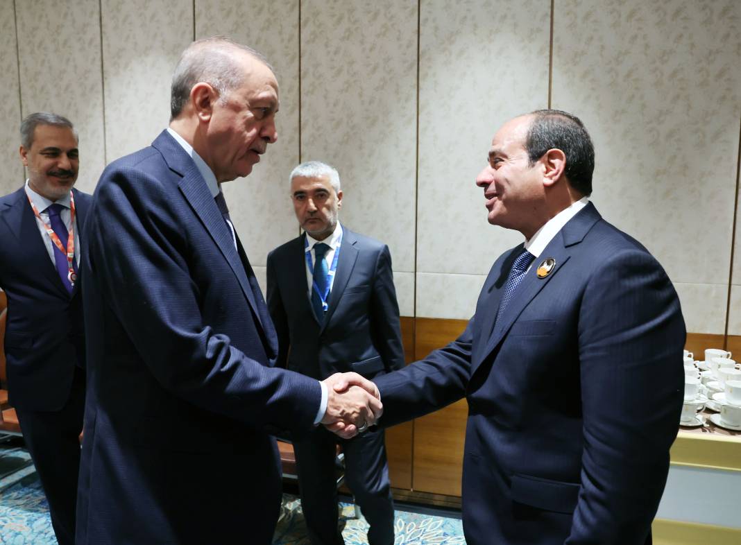 Erdoğan, Sisi ile görüştü 1