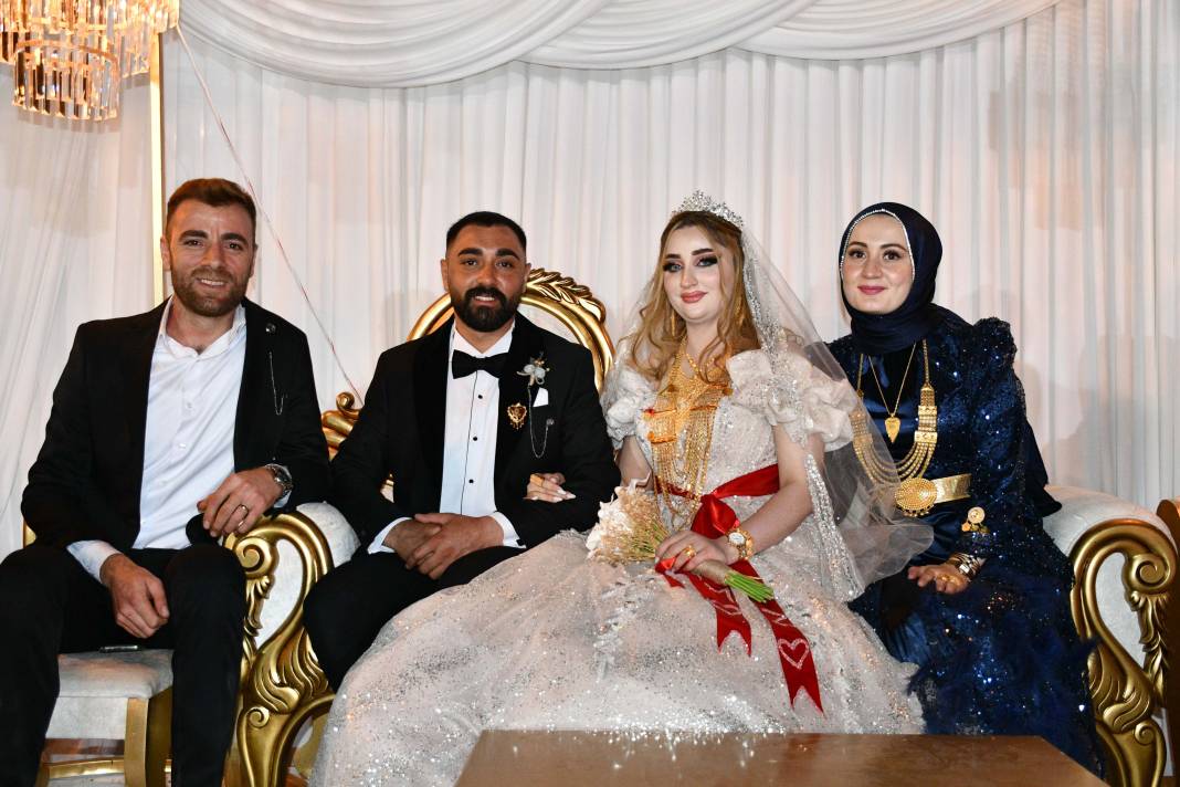 'Tıvorlu İsmail'in oğluna 2 gün 2 gece süren düğün: Milyonlarca liralık takı takıldı 10