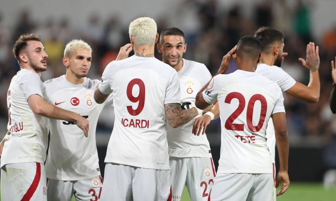 Galatasaray Başakşehir'i de devirdi 15