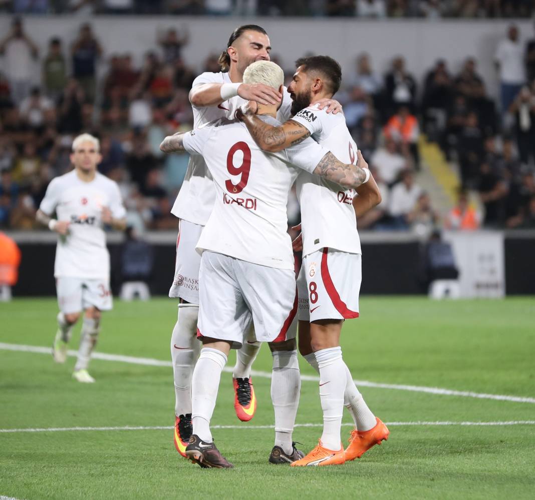 Galatasaray Başakşehir'i de devirdi 8