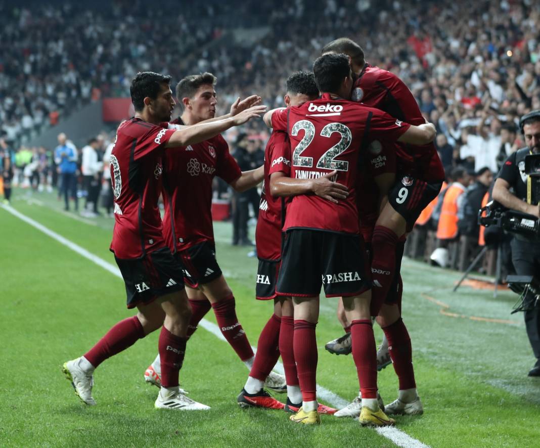Beşiktaş - Gaziantep FK maçından çok özel fotoğraflar 3