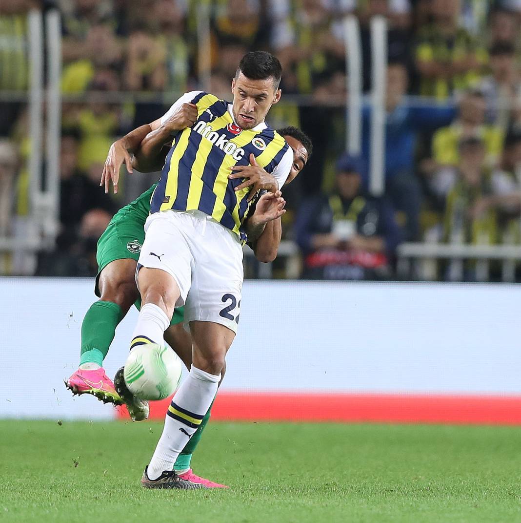 Fenerbahçe rakibini 3-1 yendi 19