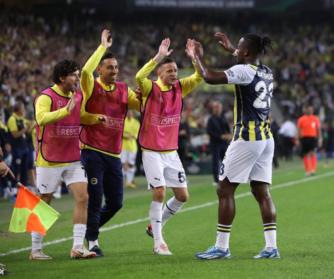 Fenerbahçe rakibini 3-1 yendi 15