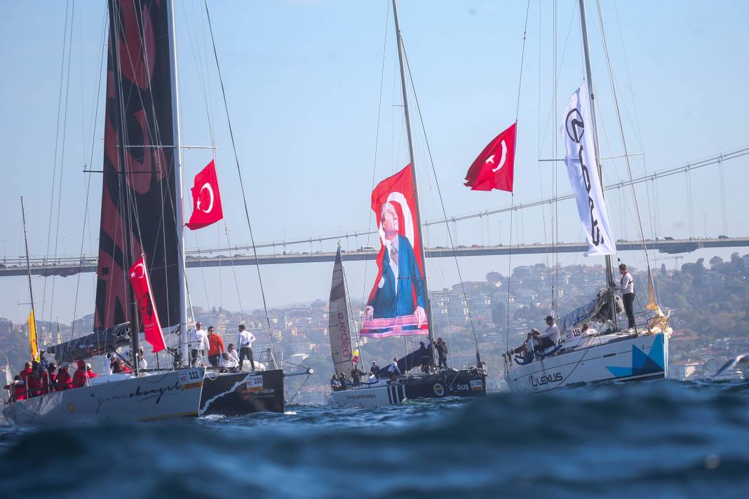 Cumhuriyet'in 100'üncü yılında görkemli şölen: 100 yelkenli İstanbul Boğazı'nda 8