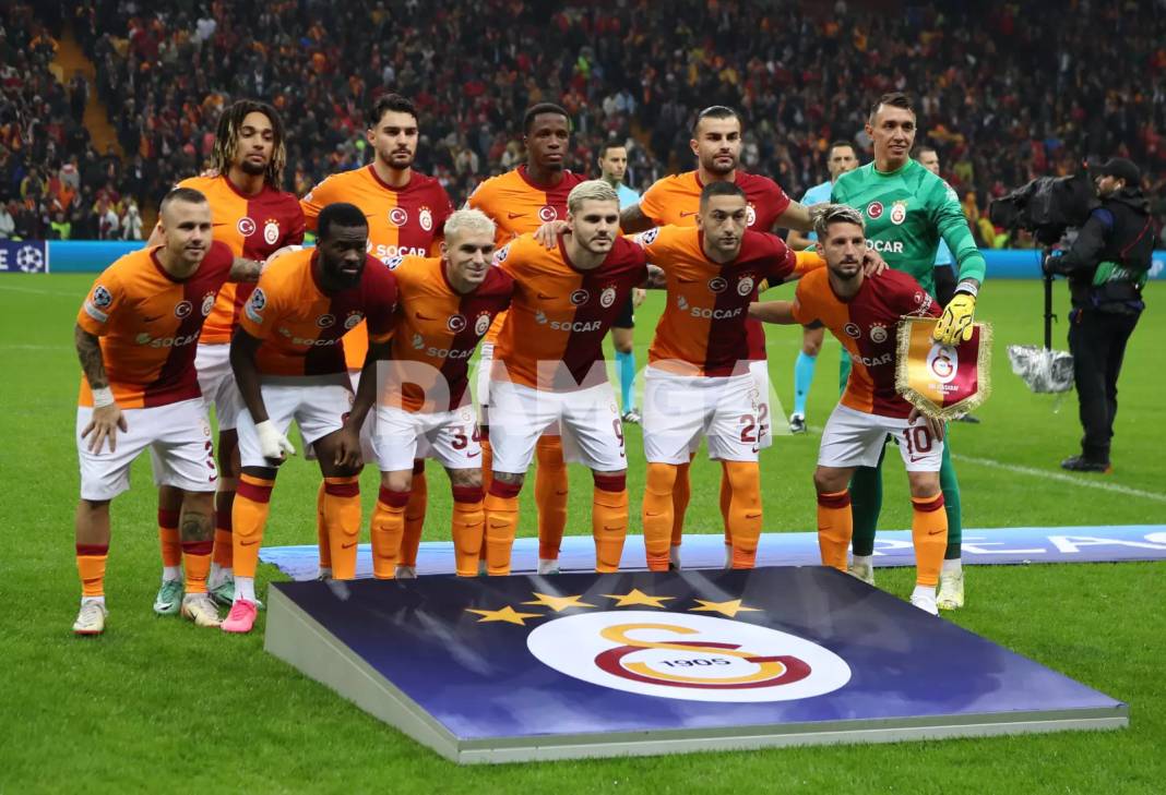Galatasaray Manchester United ile berabere kaldı 27