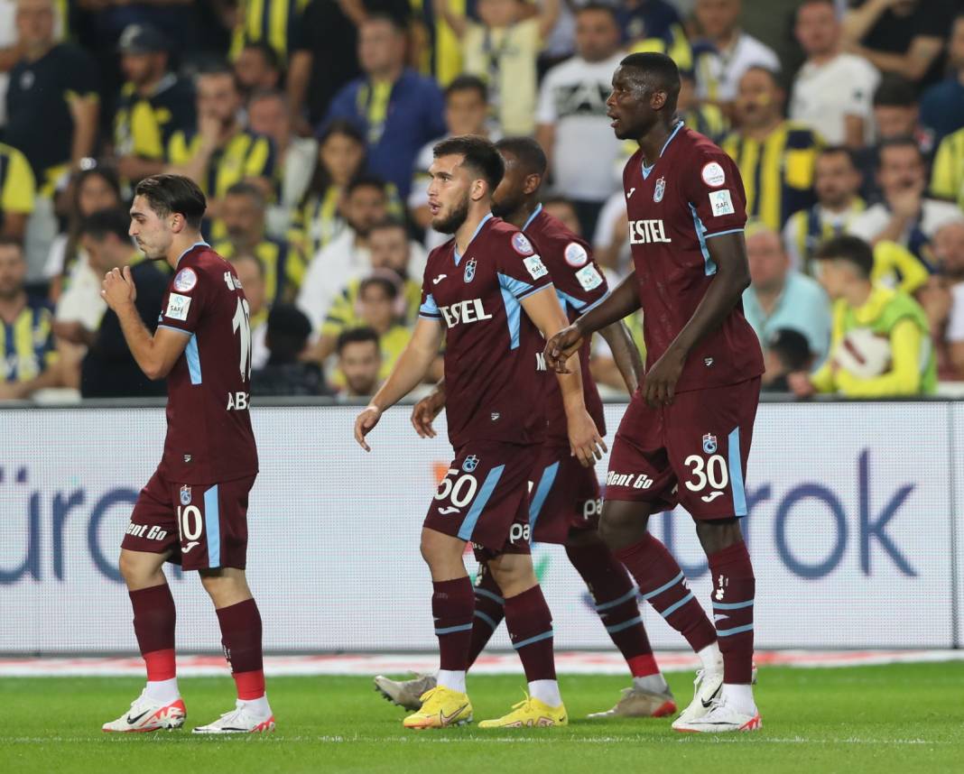 Fenerbahçe'nin serisini Trabzonspor bitirdi! 26 yıl sonra tarihe geçen zafer 2