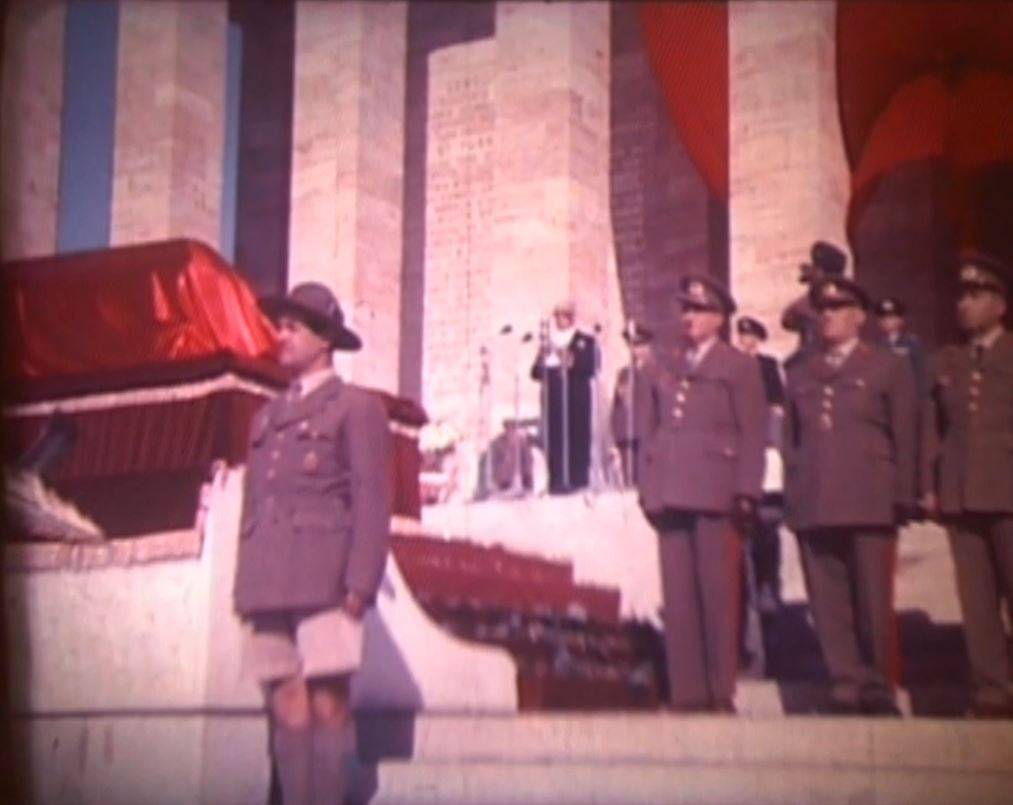 Atatürk'ün naaşının Anıtkabir'e naklinin renkli görüntüleri ortaya çıktı 3