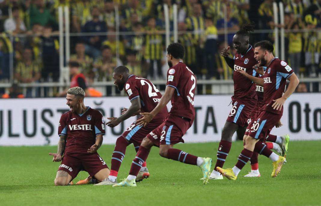 Fenerbahçe'nin serisini Trabzonspor bitirdi! 26 yıl sonra tarihe geçen zafer 39