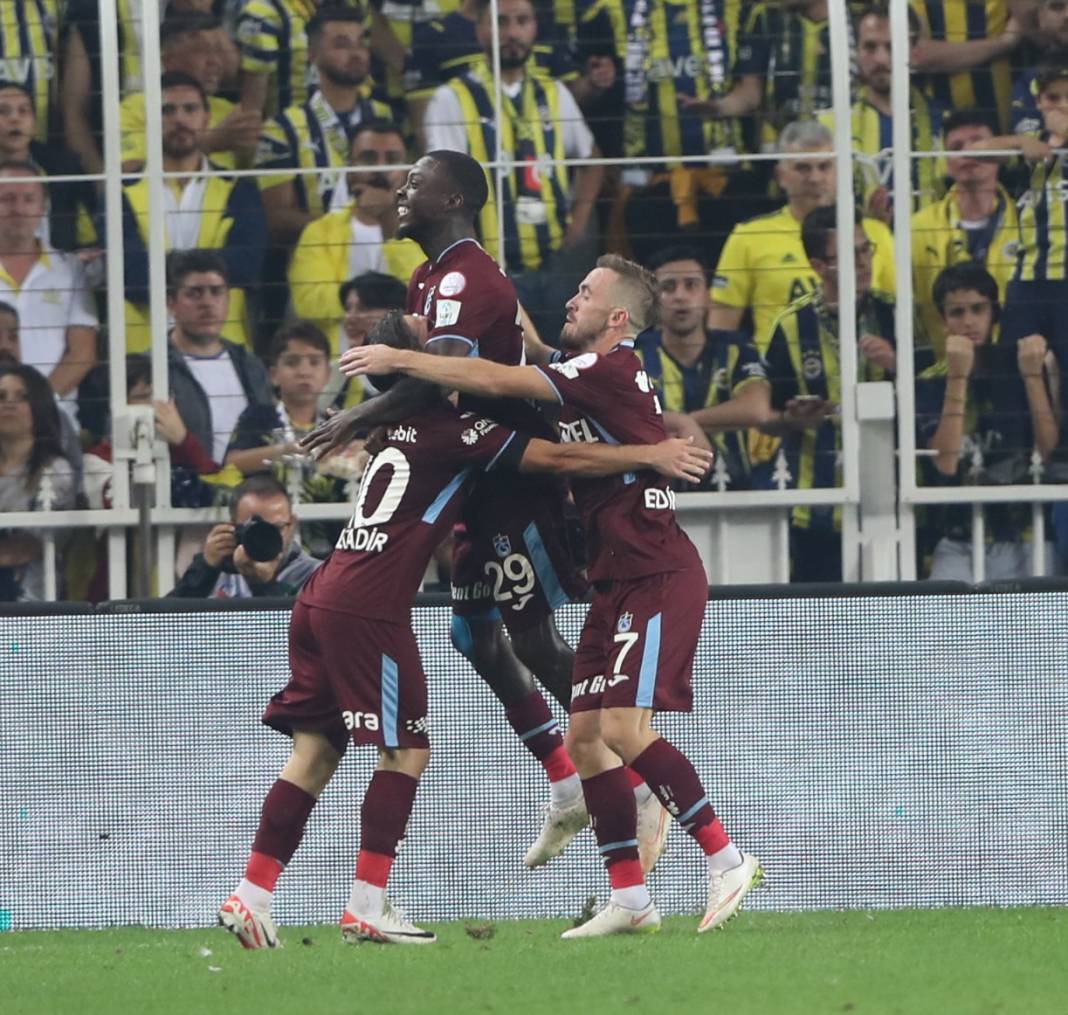 Fenerbahçe'nin serisini Trabzonspor bitirdi! 26 yıl sonra tarihe geçen zafer 23
