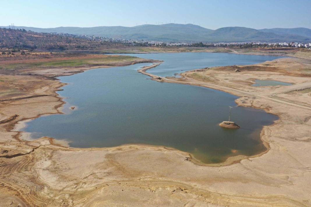 Barajlar kurudu, ünlü turistik ilçede su krizi! Uzmanı uyardı:  Tahrip etmeyin 5