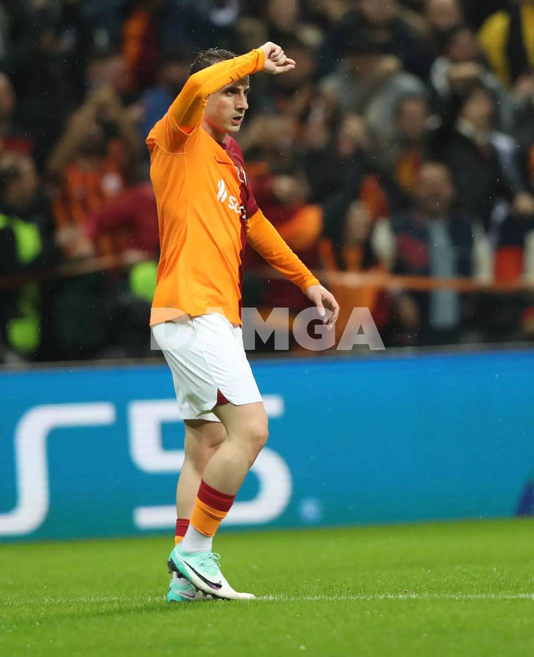 Galatasaray Manchester United ile berabere kaldı 10