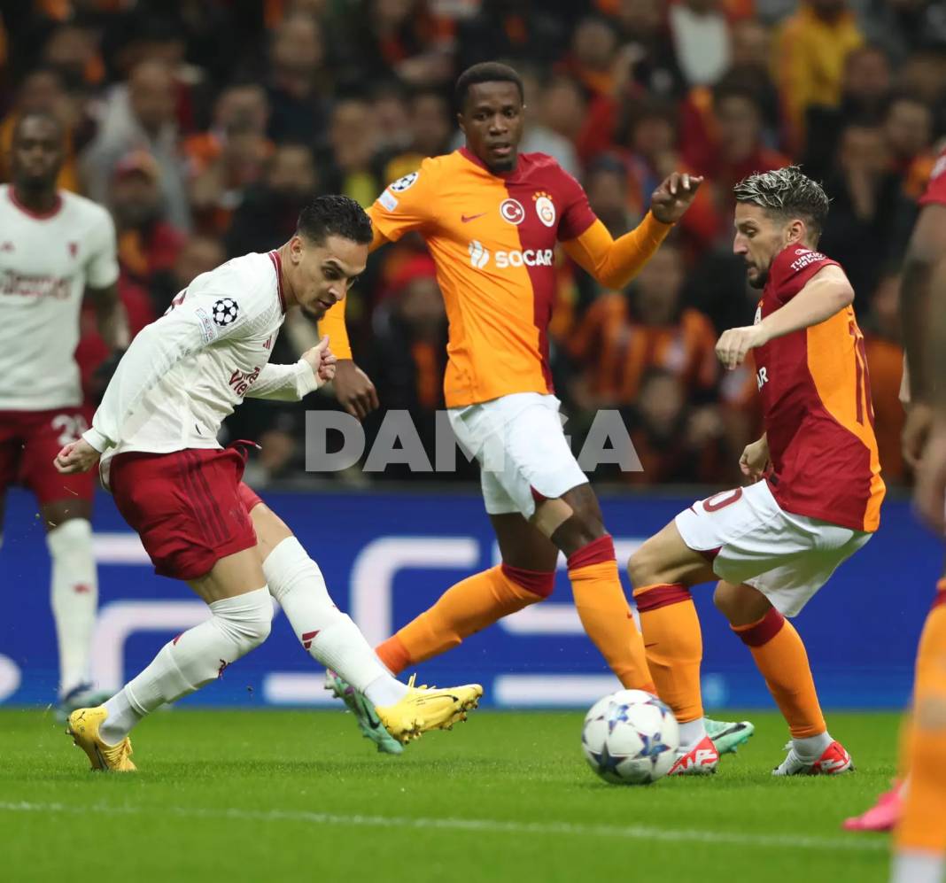 Galatasaray Manchester United ile berabere kaldı 1
