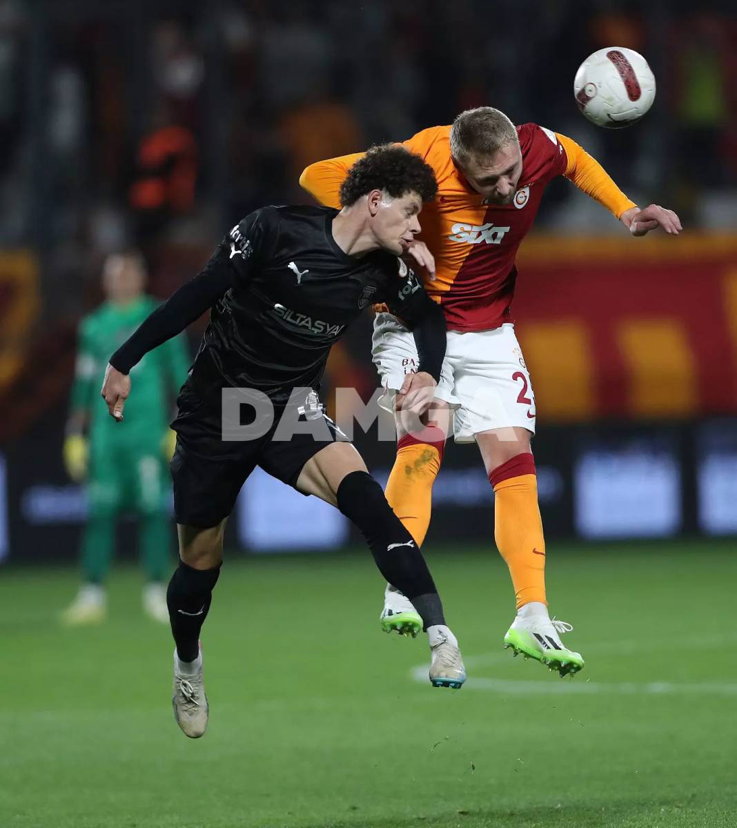 Galatasaray, Pendikspor deplasmanından galip döndü 14