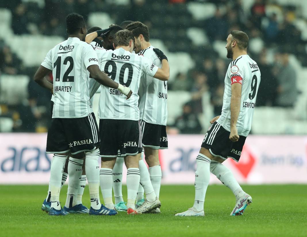 Beşiktaş Alanyaspor'a kaybetti: Galibiyet özlemi 3 maça çıktı 21