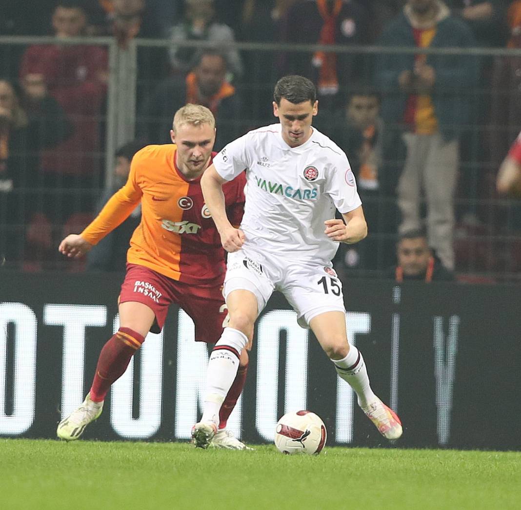 Galatasaray Karagümrük'ü tek golle geçti 9