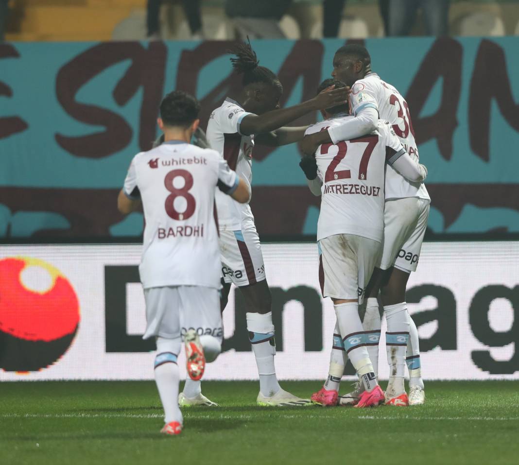 İstanbulspor-Trabzonspor maçı fotoğrafları 16