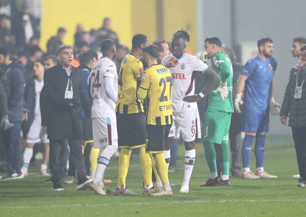 İstanbulspor-Trabzonspor maçı fotoğrafları 3