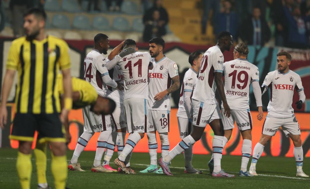 İstanbulspor-Trabzonspor maçı fotoğrafları 23