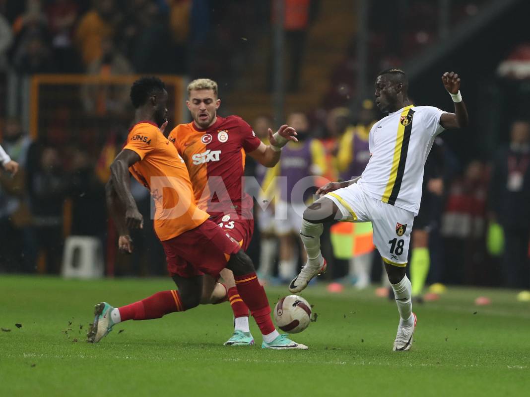 Galatasaray sahasında İstanbulspor'u 3-1 mağlup etti 29