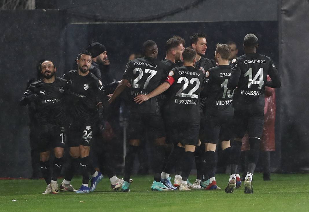 Beşiktaş’a Pendik sürprizi 17