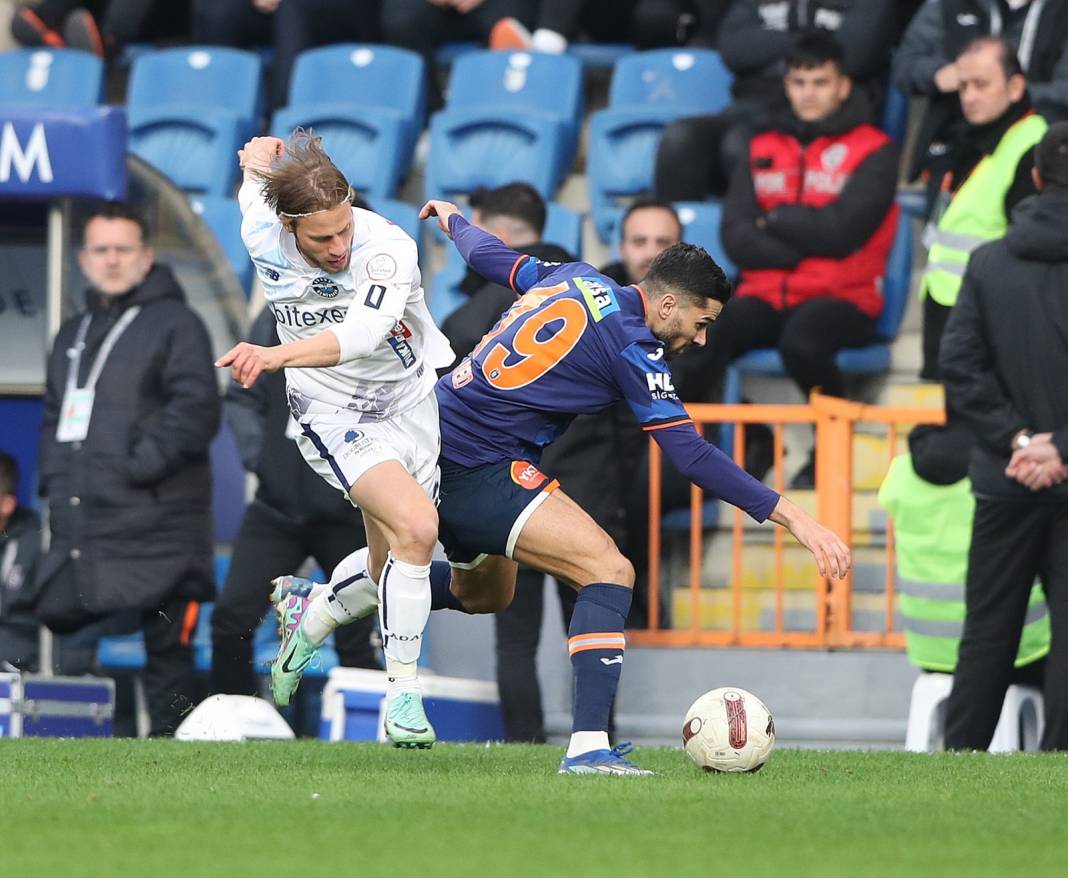 Başakşehir - Adana Demirspor maçında gol çıkmadı 5