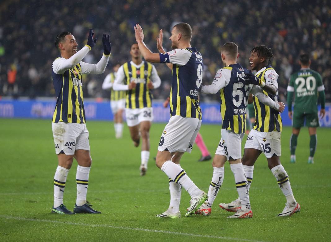 Fenerbahçe gol oldu yağdı 11