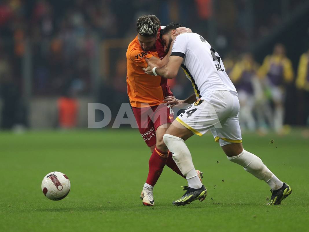 Galatasaray sahasında İstanbulspor'u 3-1 mağlup etti 24