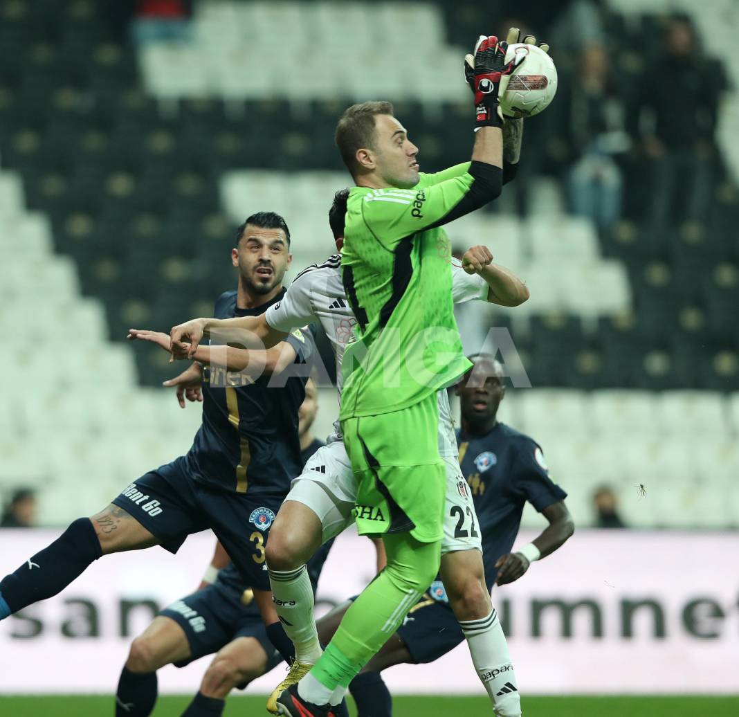 Beşiktaş evinde galibiyete hasret kaldı 10