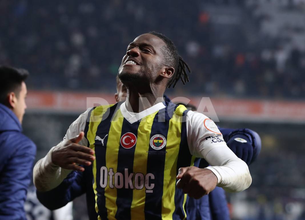 Fenerbahçe rakibi Başakşehir'i 1-0 yendi 22