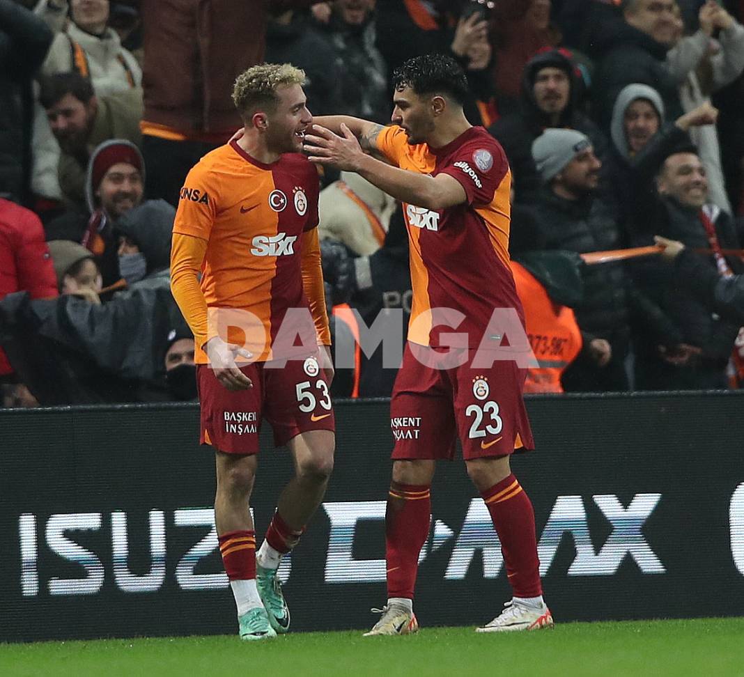 Galatasaray son dakika golüyle galibiyeti buldu 7
