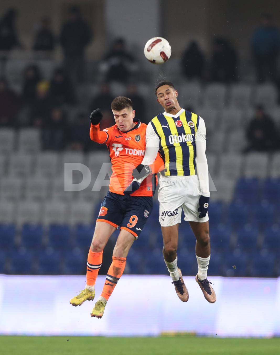 Fenerbahçe rakibi Başakşehir'i 1-0 yendi 27
