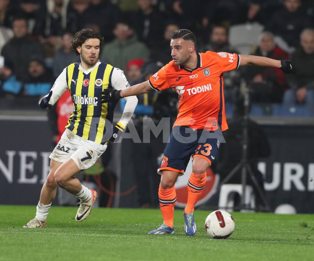 Fenerbahçe rakibi Başakşehir'i 1-0 yendi 15