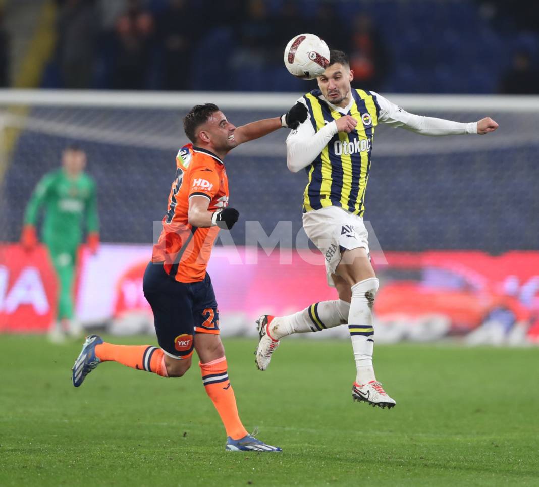 Fenerbahçe rakibi Başakşehir'i 1-0 yendi 19