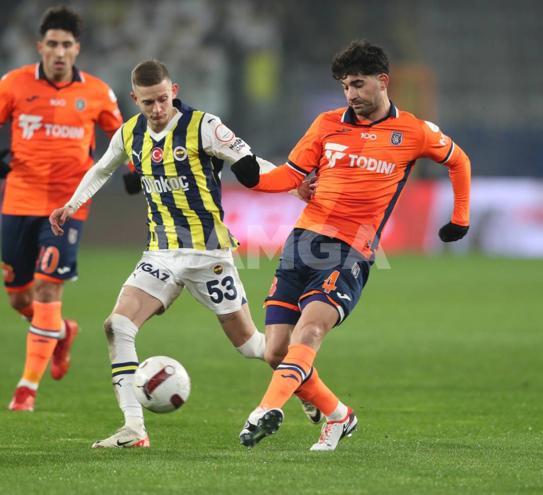 Fenerbahçe rakibi Başakşehir'i 1-0 yendi 8