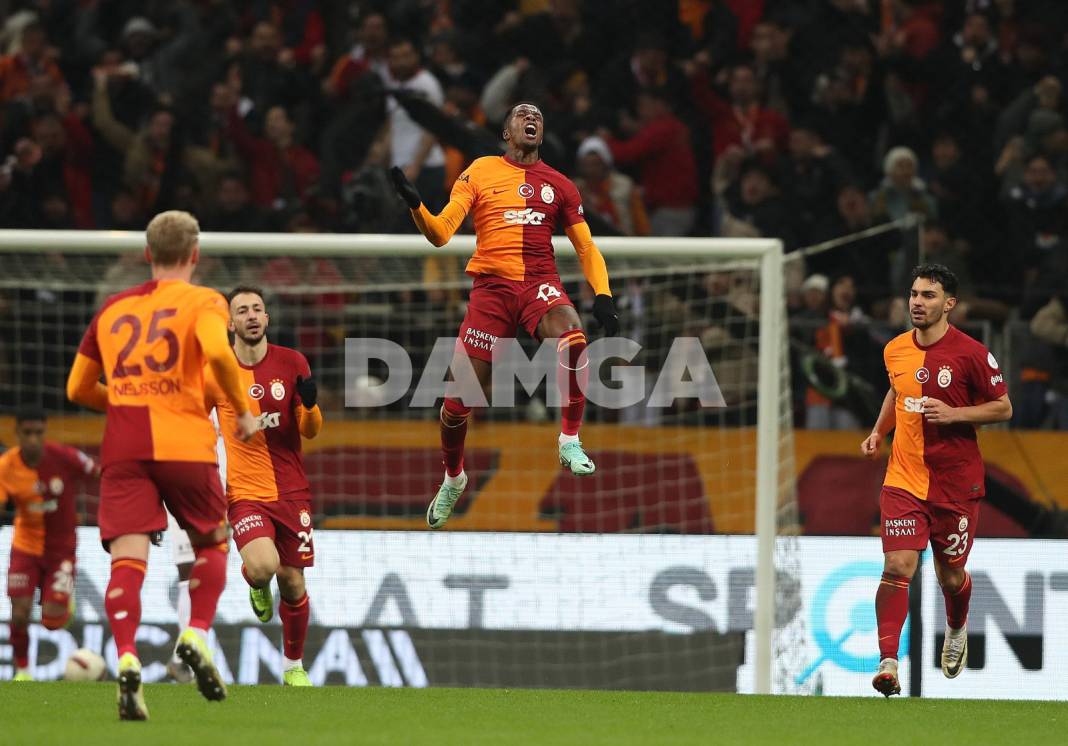 Galatasaray son dakika golüyle galibiyeti buldu 3