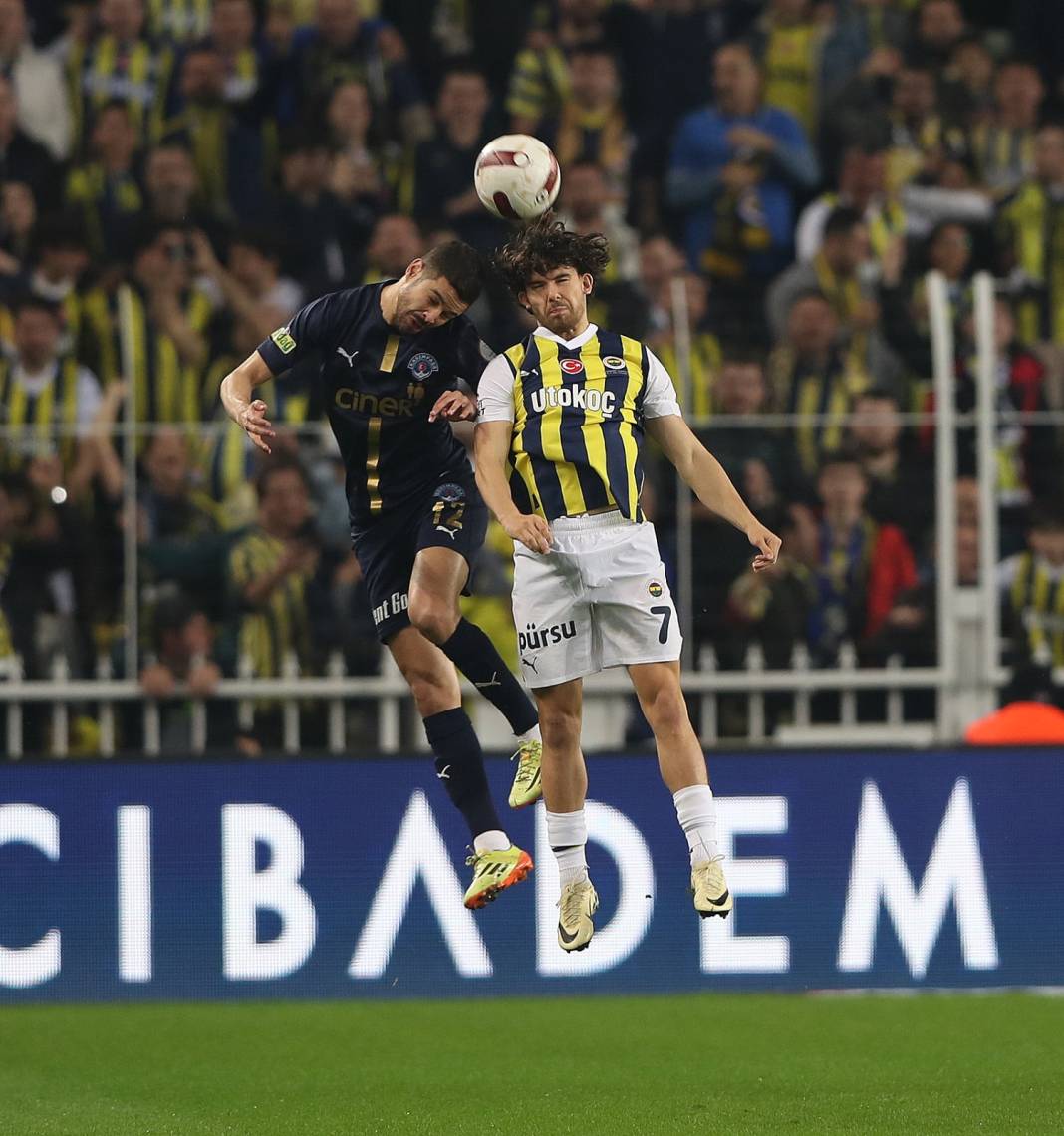 Fenerbahçe zirve yarışında hata yapmadı, uzatmalarda kazandı 17