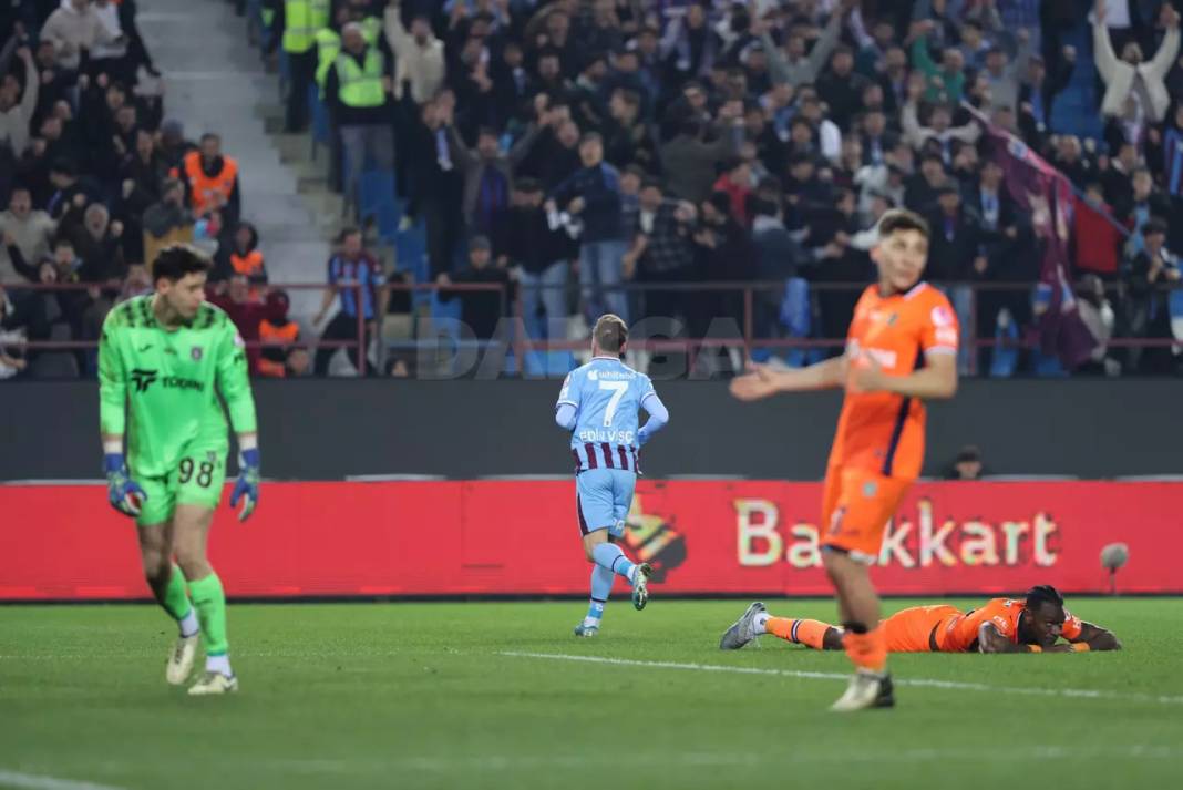 Kaostan fırtına çıktı! Trabzonspor yarı finalde 11