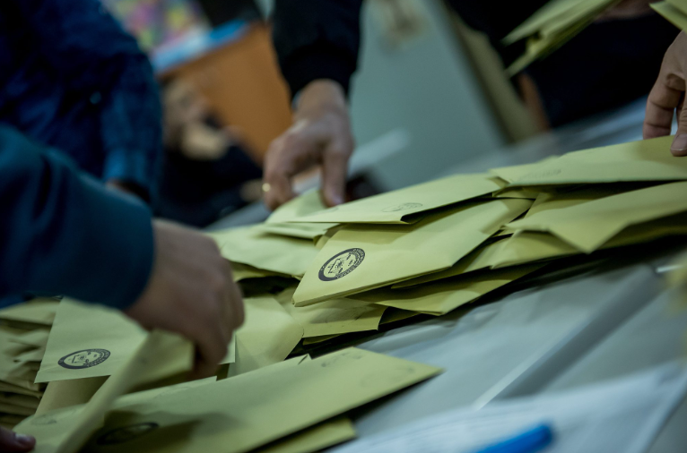 YSK yurt dışında oy kullanan seçmen sayısını açıkladı