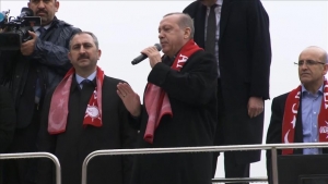 Cumhurbaşkanı Erdoğan: Bu devlete darbe yapanı orada saklıyorsan kusura bakma
