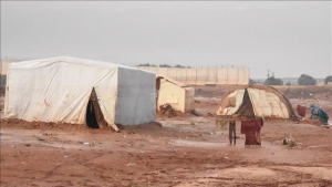 Suriye sınırında 32 bin sivil yardım bekliyor