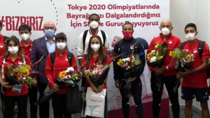 Tokyo Olimpiyat Oyunları’nda ülkemizi temsil eden milli sporculara coşkulu karşılama