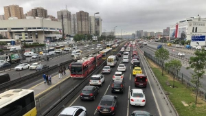 İstanbul'da Trafik Yoğunluğu Yüzde 81'e Ulaştı